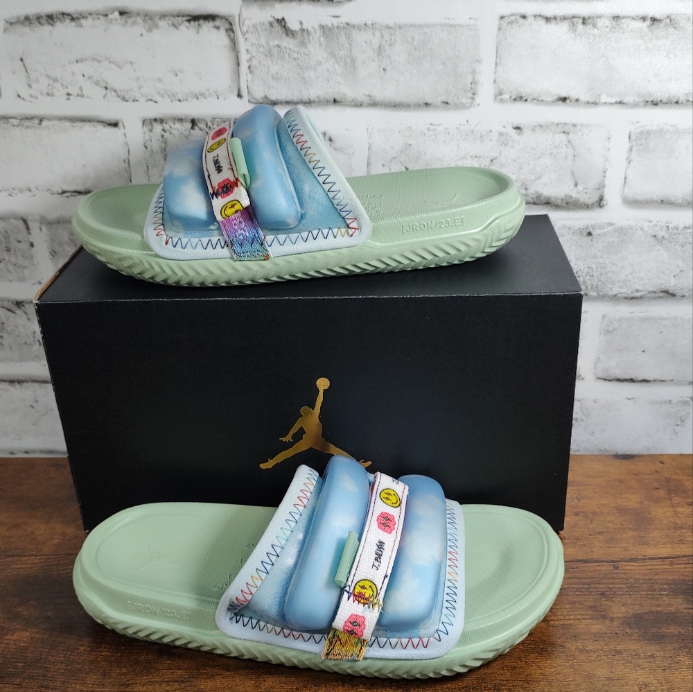 Nike Jordan x J. Balvin Super Play "Glow In Dark" Slides Men's Sz 6